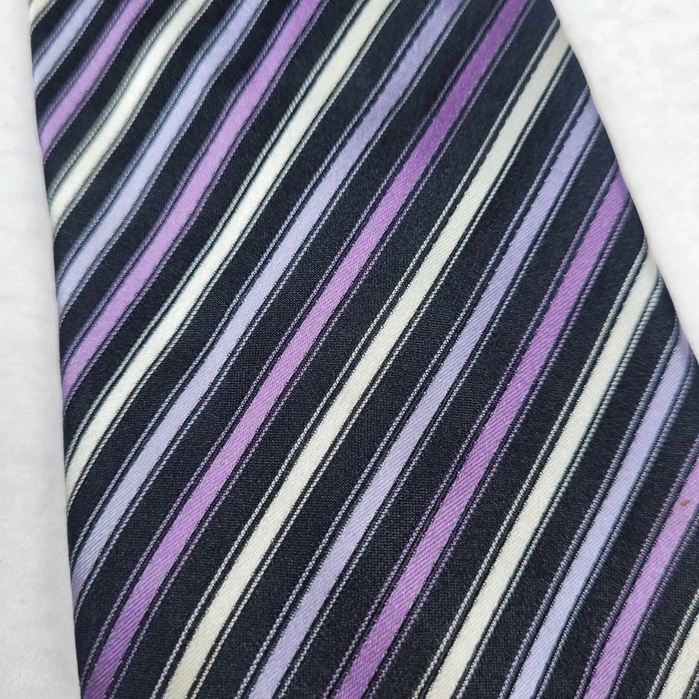 Geoffrey Beene 100% Silk Hand Made Tie Multicolor‎ Stripes 3.75